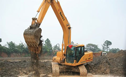 SANY excavators used in Ganzhou section of Kunming-Xiamen expressway 