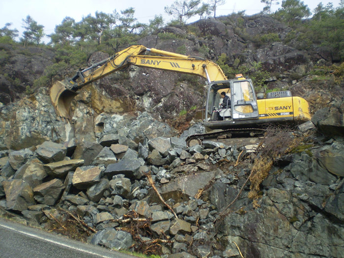SY240C in mountain road digging project.jpg