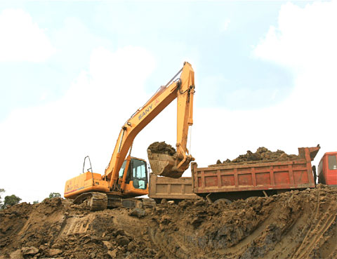 SANY SY210C excavators used in the reconstruction of Shuofang International Airport