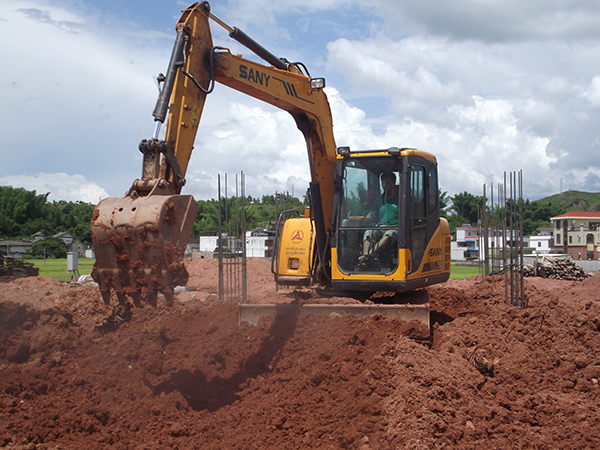 SANY SY75C excavators used in the construction of hydropower station in Guangdong