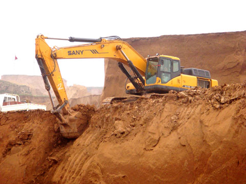 SANY SY235C excavators used in Anjialing coal mine