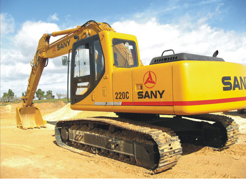 SANY SY220C5 excavators used in impounding reservoir construction