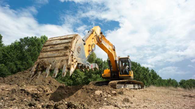 Sany excavator construction of mountain road foundation in North of Australia's National Parks
