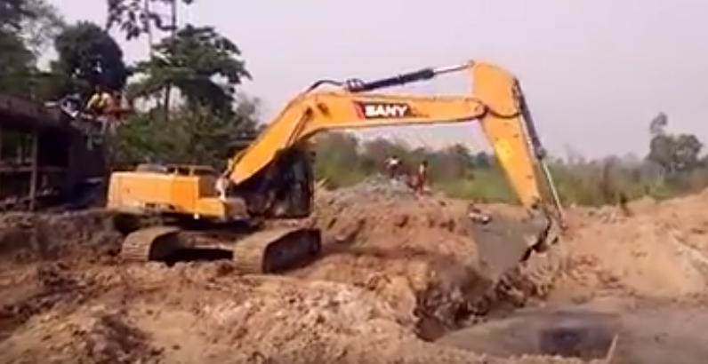 SANY 21 ton excavator SY210C-9 used in an Africa's gold mine project