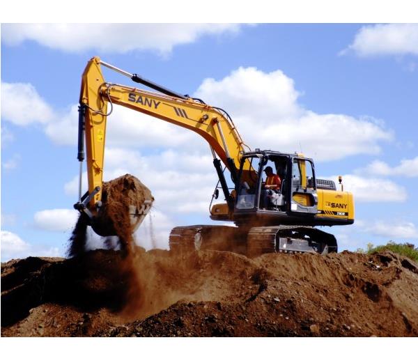 SANY 21 ton medium excavators used in pasture construction in Mexico