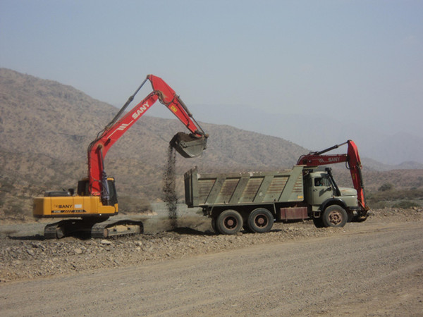 SANY 23.5 ton medium excavator SY235C used in road construction in Saudi Arabia