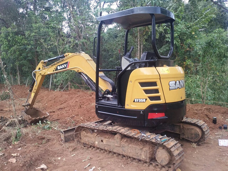 The SY35U mini excavator is used in building foundation