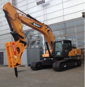 SANY 23.5 Ton Digger Special Design for Middle East to break